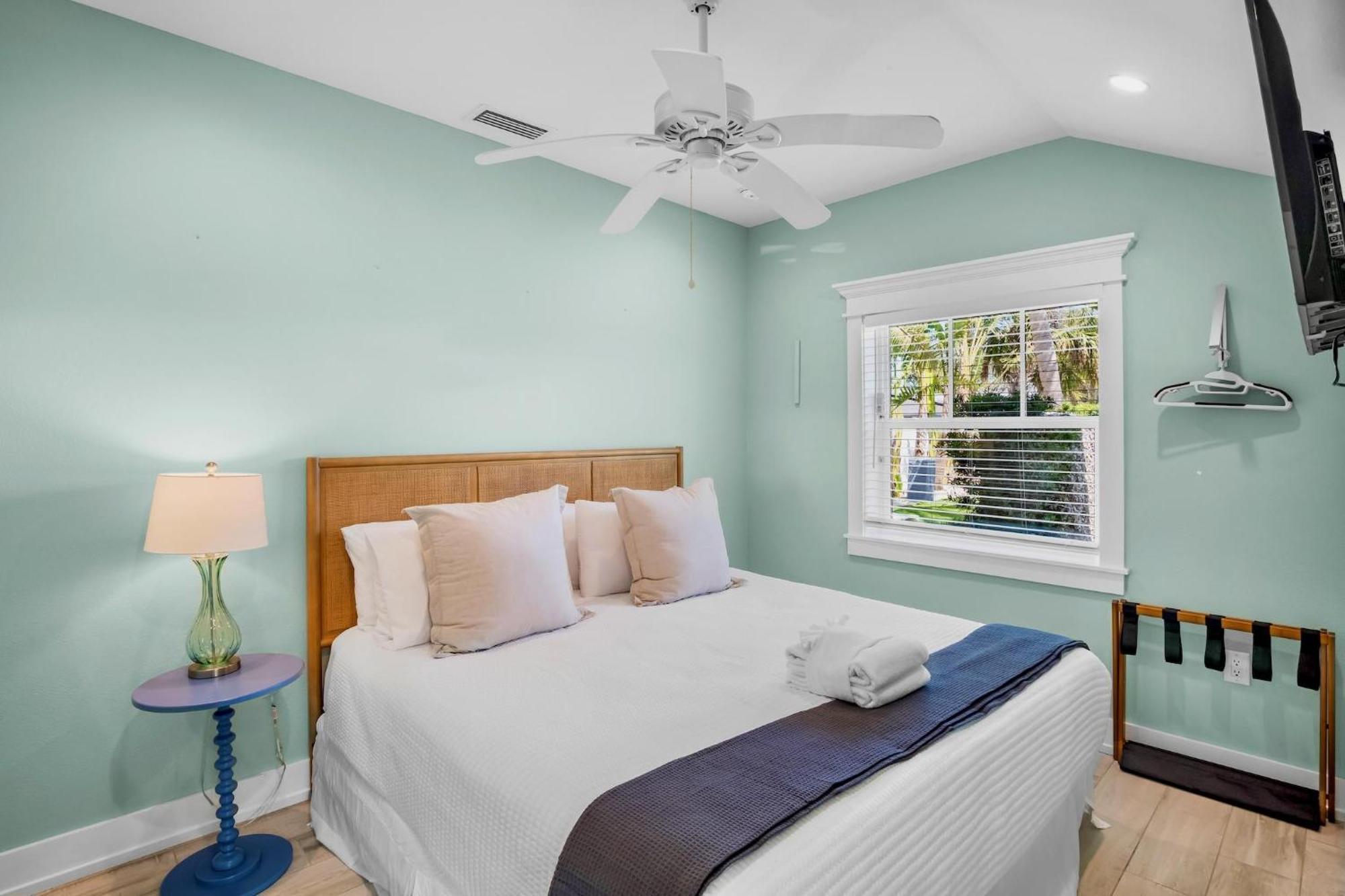 Villa #5 Seashell 홈즈비치 외부 사진
